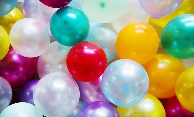 Pianificare un evento o una festa: le regole del galateo da rispettare