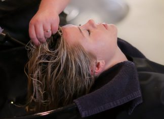 Come creare una maschera capelli fai da te