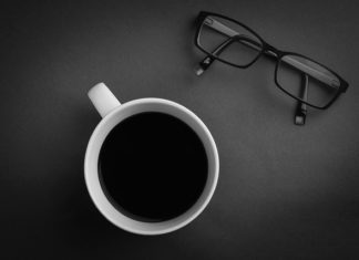 Caffè elegante e fashion in ufficio: il bon ton da seguire