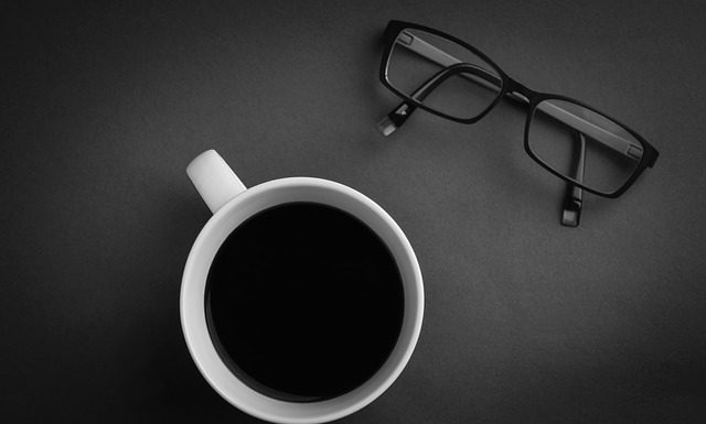 Caffè elegante e fashion in ufficio: il bon ton da seguire