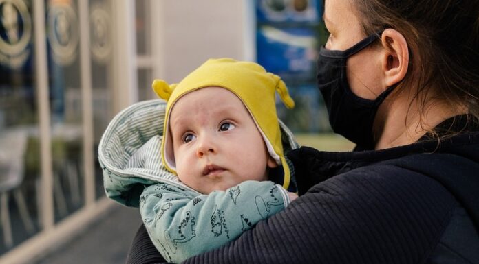 Come tornare al lavoro in fase di allattamento: 4 consigli utili per le mamme come tornare al lavoro in fase di allattamento