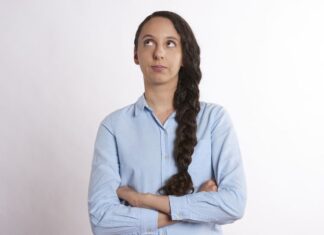 Come gestire il linguaggio del corpo: le 6 cose da non fare Come gestire il linguaggio del corpo