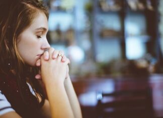 Mindfulness in 5 minuti: 4 esercizi pratici per donne lavoratrici sotto pressione mindfulness