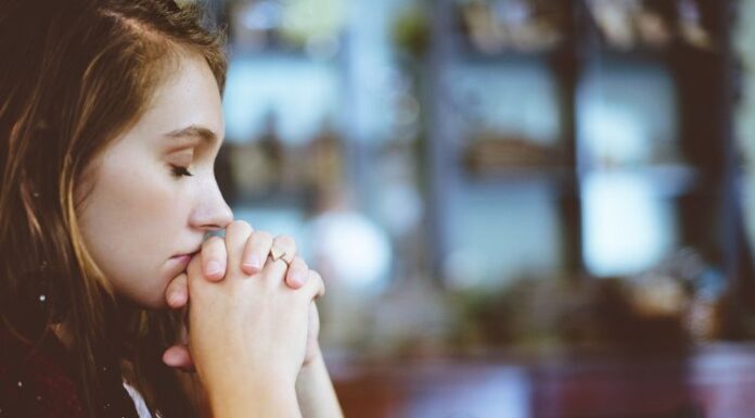 Mindfulness in 5 minuti: 4 esercizi pratici per donne lavoratrici sotto pressione mindfulness