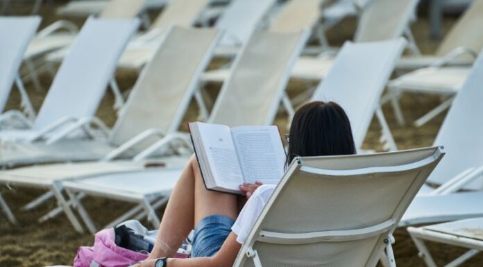 Letture sotto l’ombrellone: 5 libri che ogni donna in carriera dovrebbe leggere quest’estate cosa leggere sotto l'ombrellone